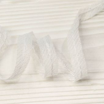 Лента косая нитепрошивная со строчкой 10 мм арт. 26.012 (Белый)